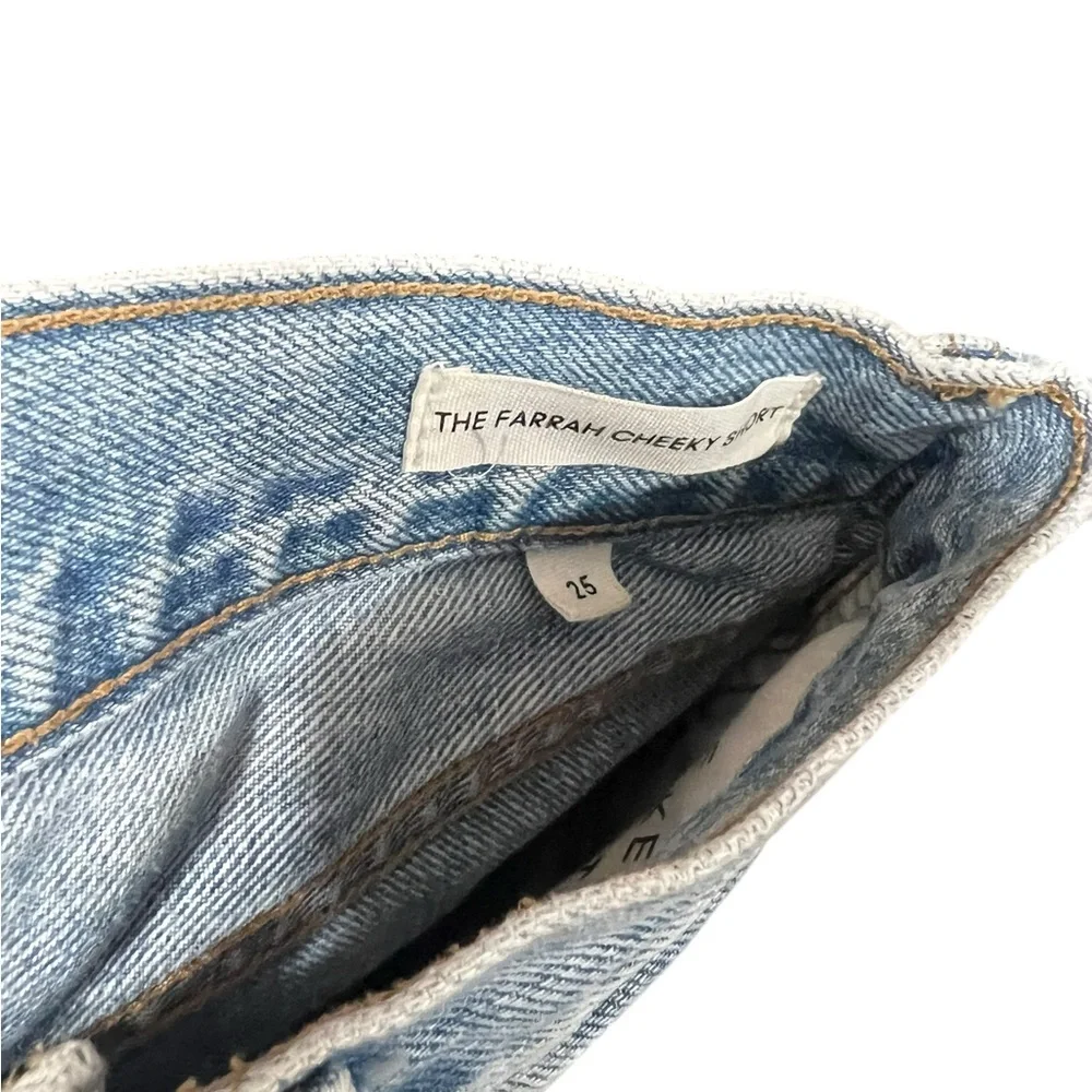 Aritzia Denim Forum Farrah Cheeky Short‎ Cutoff Denim Shorts Light Wash